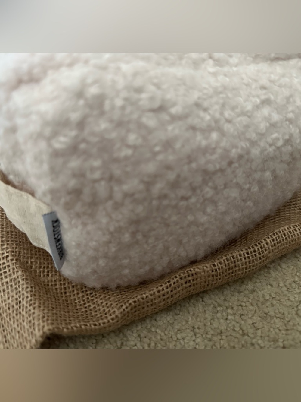 🆕 Birkenstock Sherpa Teddy Zip Cosmetic Case - Picture 3 of 8
